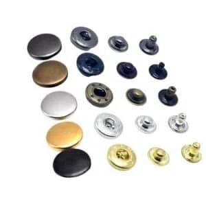 Metal buttons
