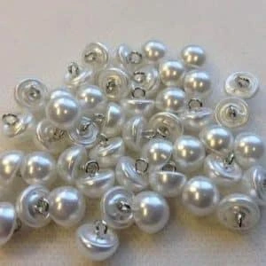 Pearl buttons