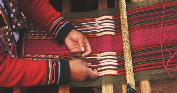 Fig Hand Weaving