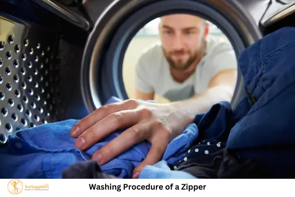 Washing Procedure of a Zipper